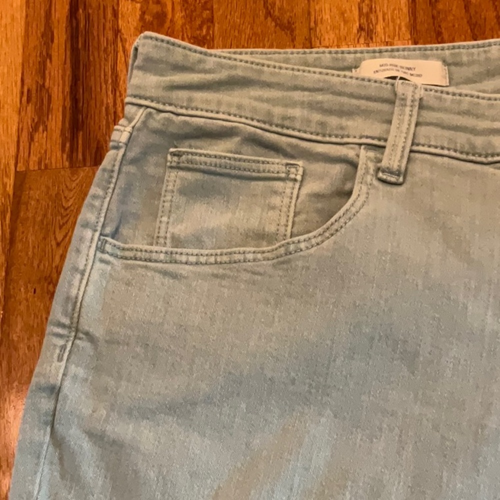 Universal Thread~Pale Green Jeans~๐ - Picture 4 of 8